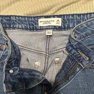 Abercrombie & Fitch Denim Curve Love Jeans